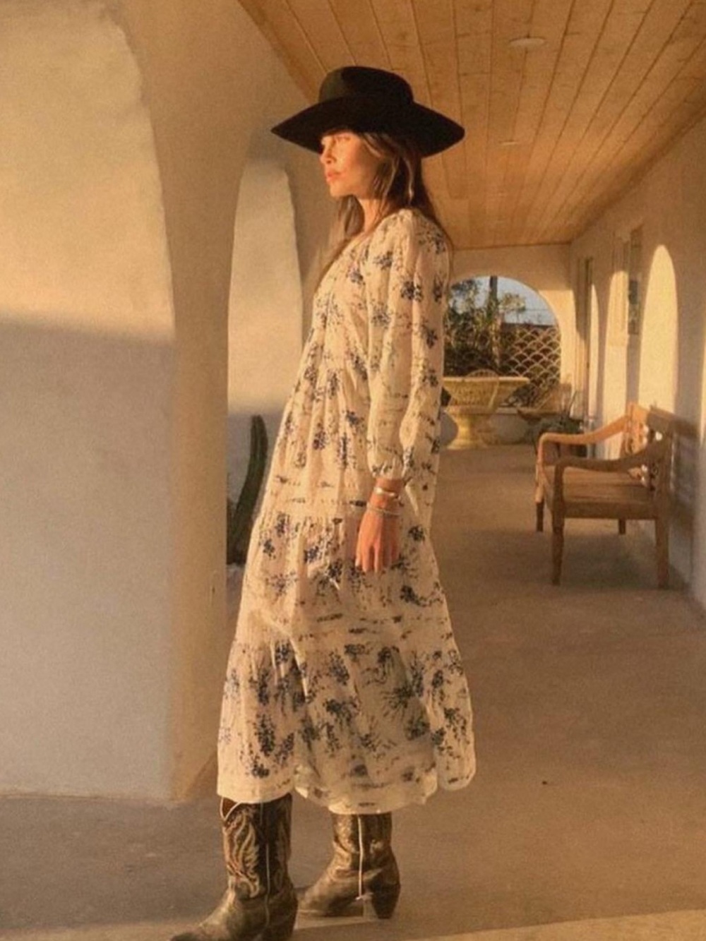 THE GREAT. The Hideaway Dress in Blue Jasmine Floral